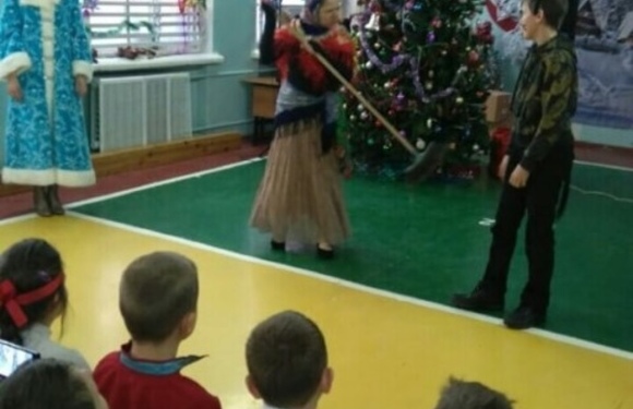 Концерт-спектакль для учащихся «Год Обезьянки»