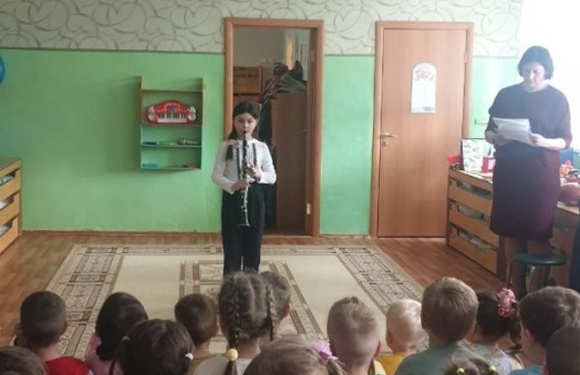 Концерт для маленьких мальчишек и девчонок