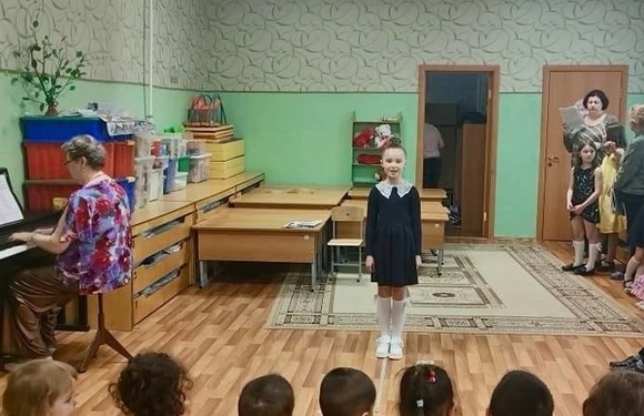 21 мая учащиеся Быковской ДШИ выступили в детском саду №24 с концертом 