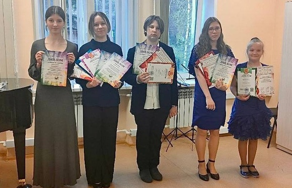 С большим успехом прошёл экзамен