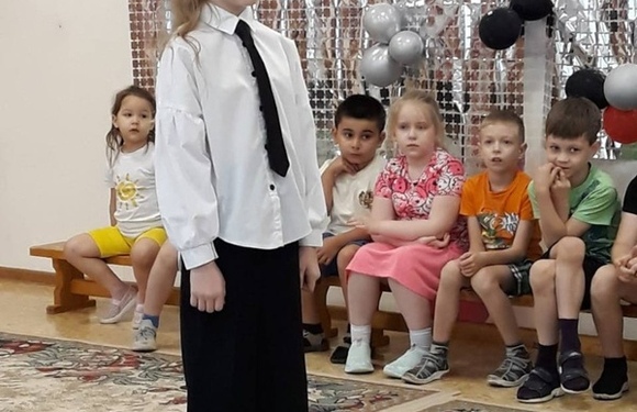 Учащиеся побывали с концертом дошкольном образовательном учреждении N11.